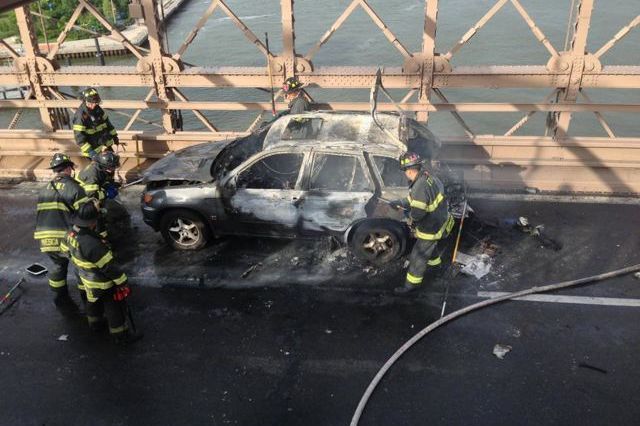 The car that closed the Brooklyn Bridge. Via Anthony G.
